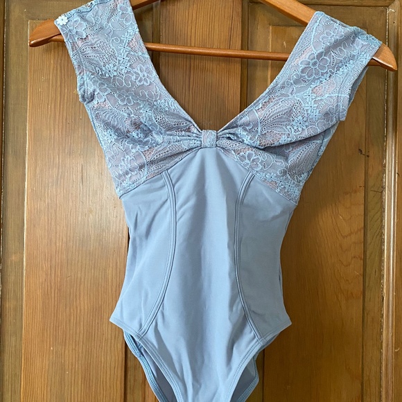 NEVER WORN DellaLo leotard - Picture 1 of 7